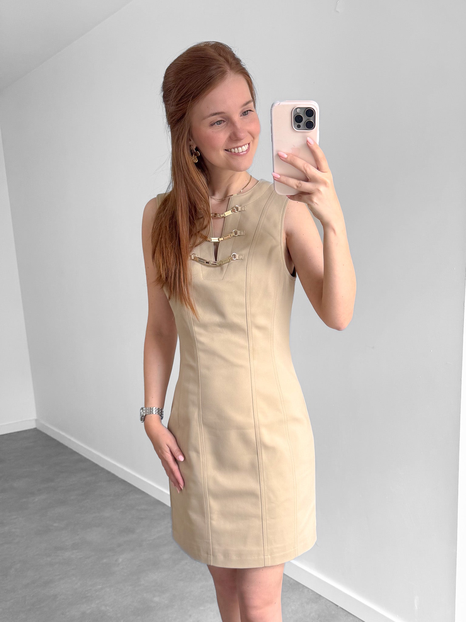 NIKKIE Kallin jurk beige