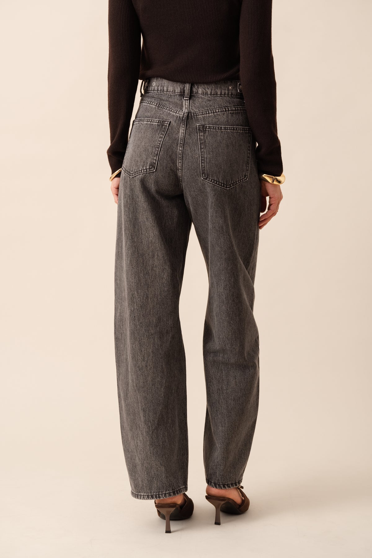 Jeans Brune barrel grijs