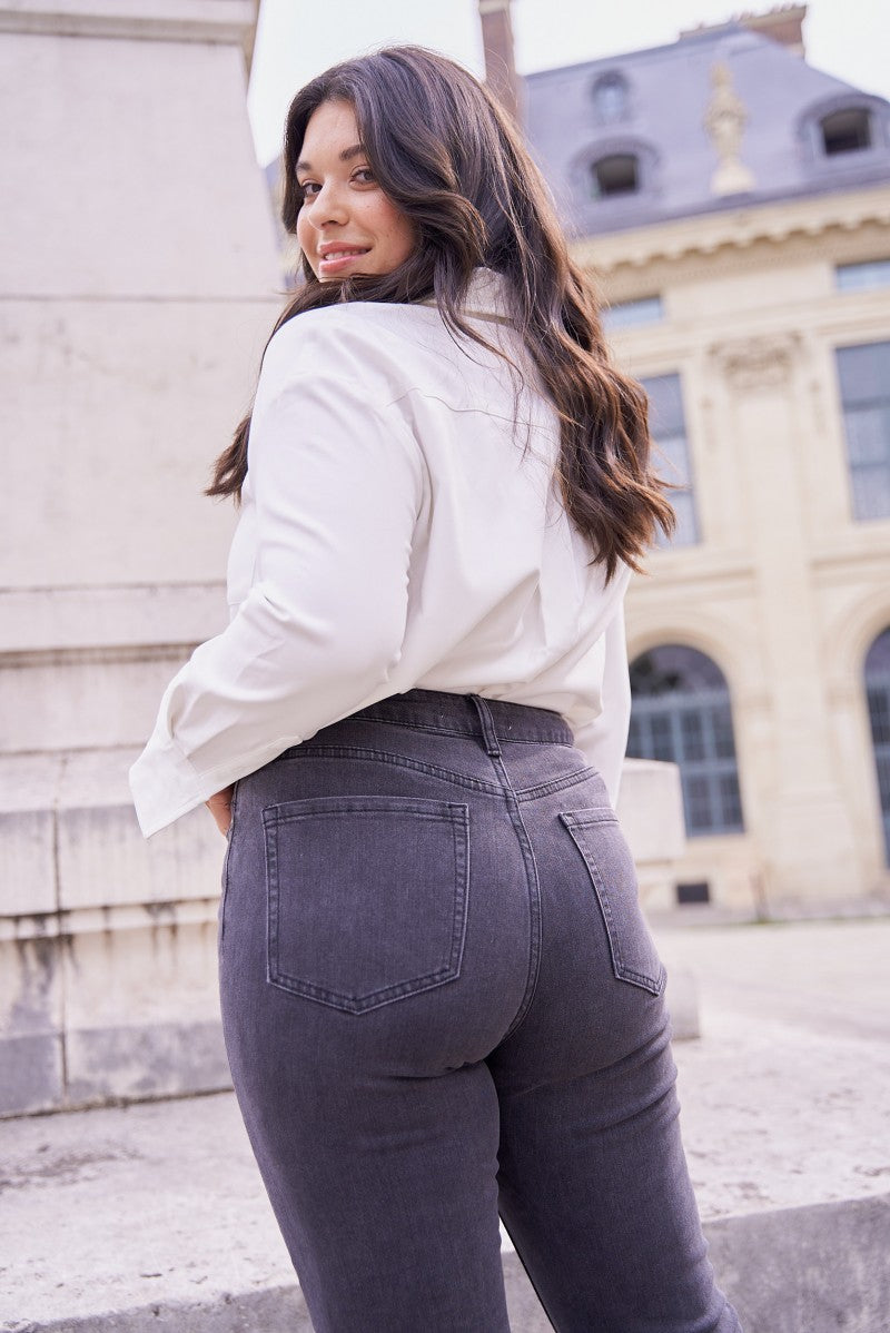 CURVY - Flared Jeans Coline