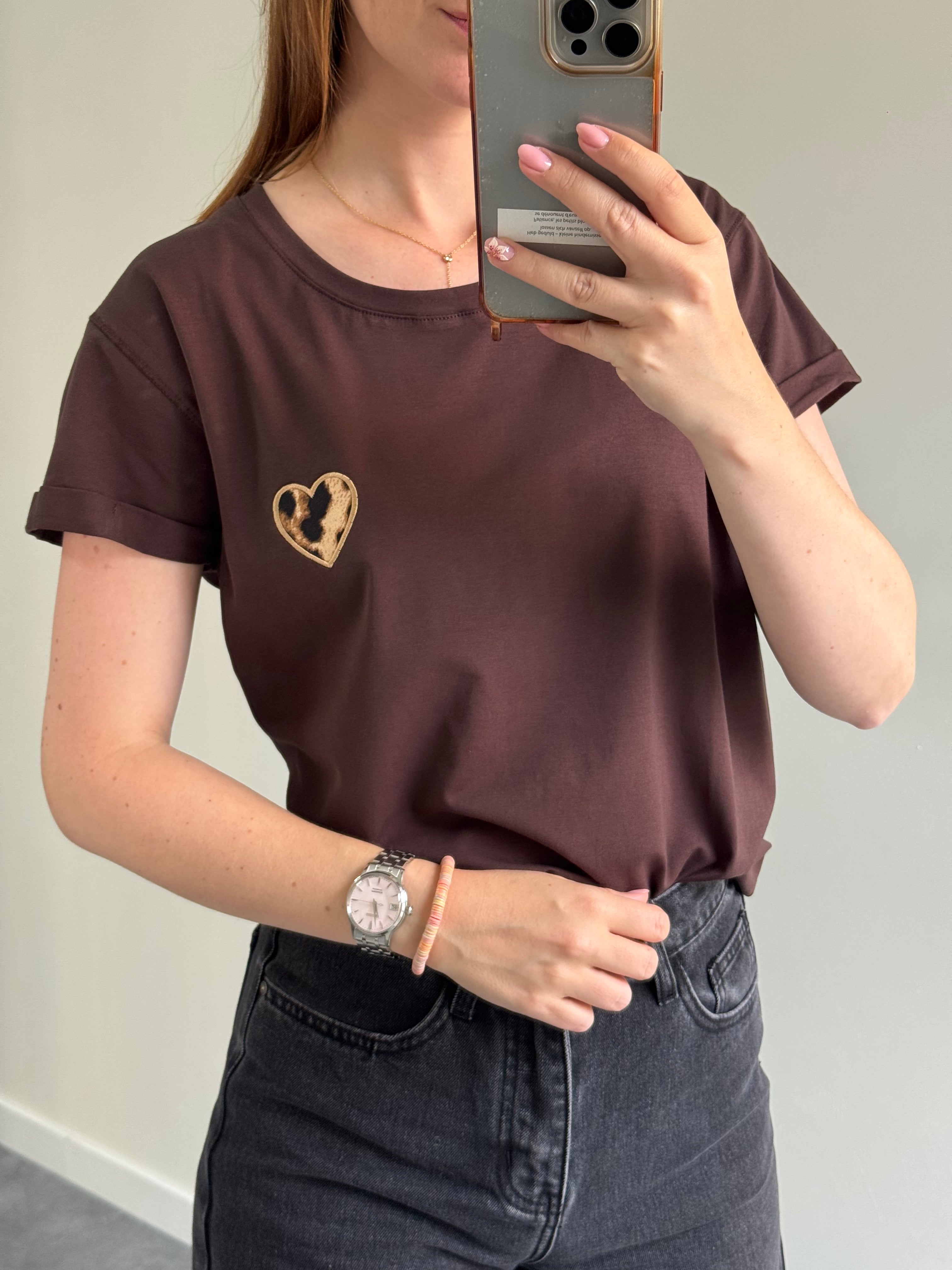 T-shirt hartje bruin/leo