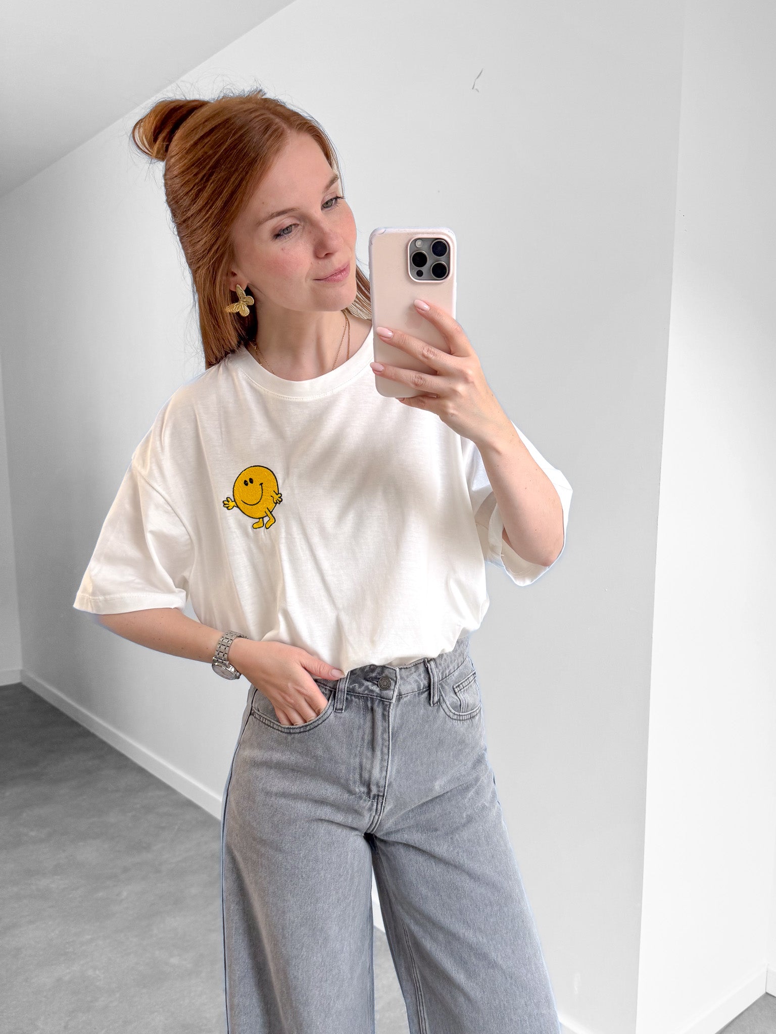 T-shirt happy