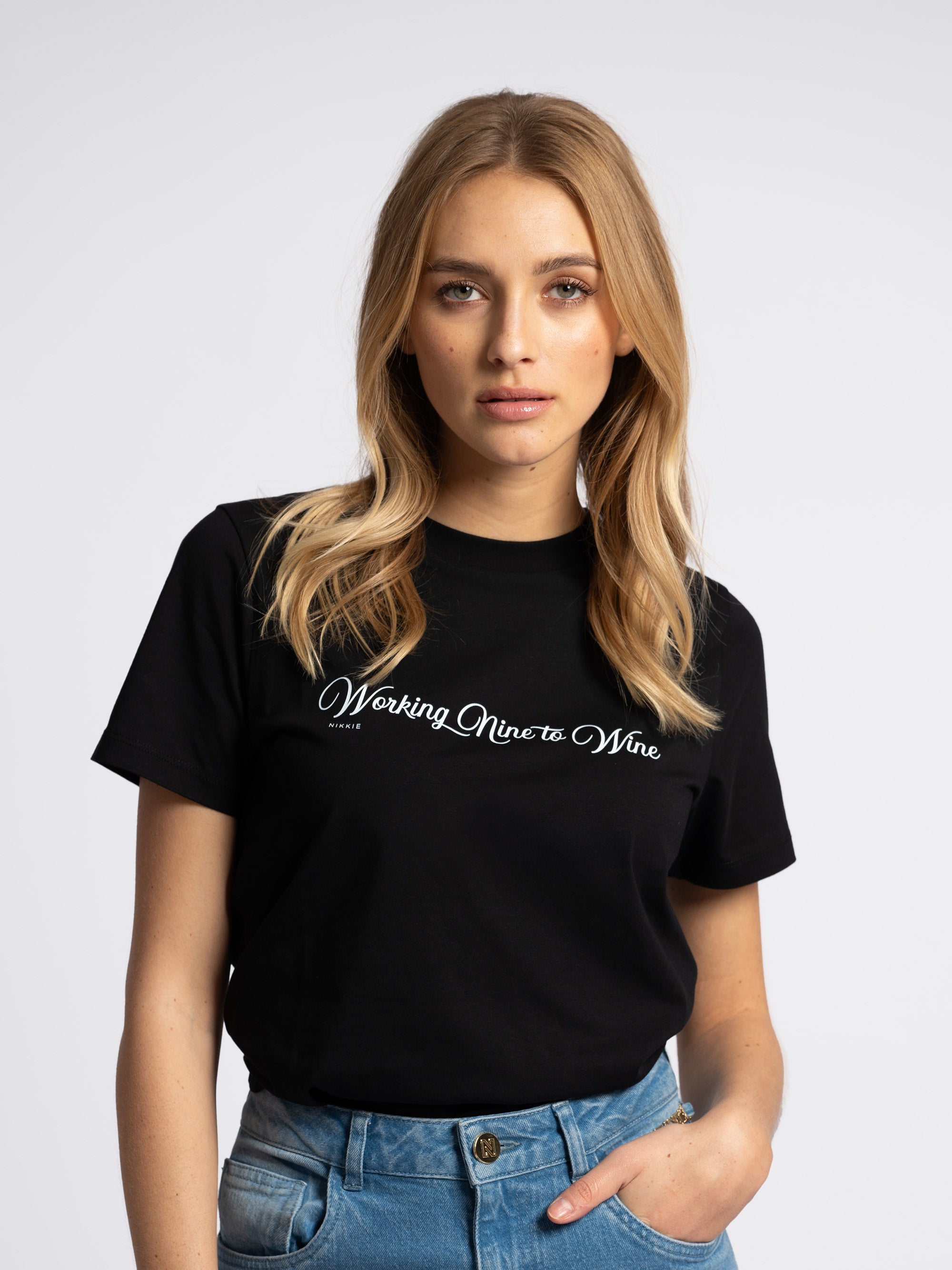 NIKKIE Nine to Wine shirt