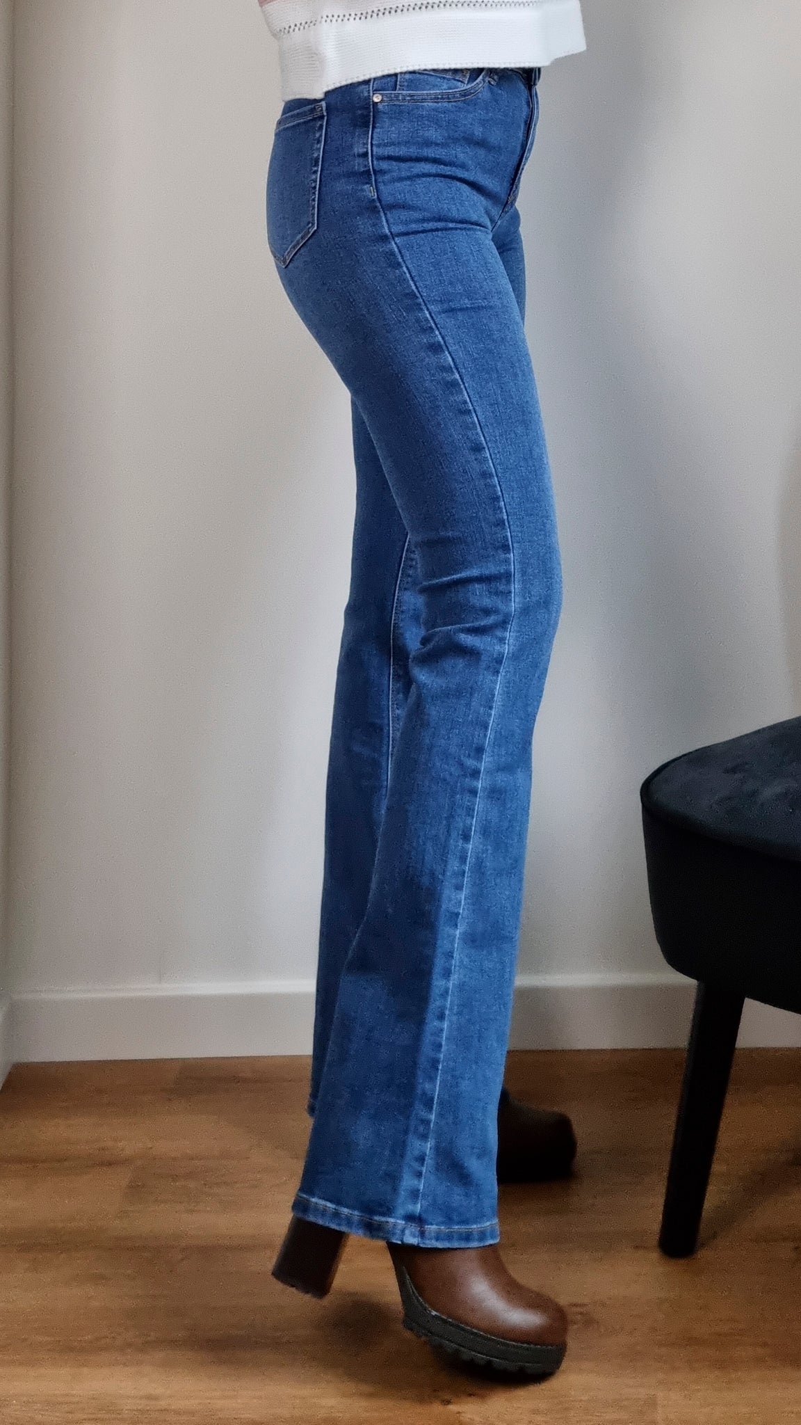 Flared jeans